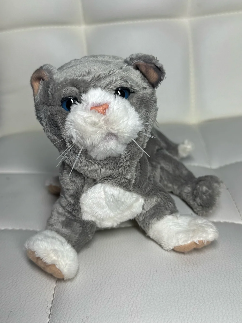 FurReal Friends Newborn Silver Mitted Kitten Electronic Pet